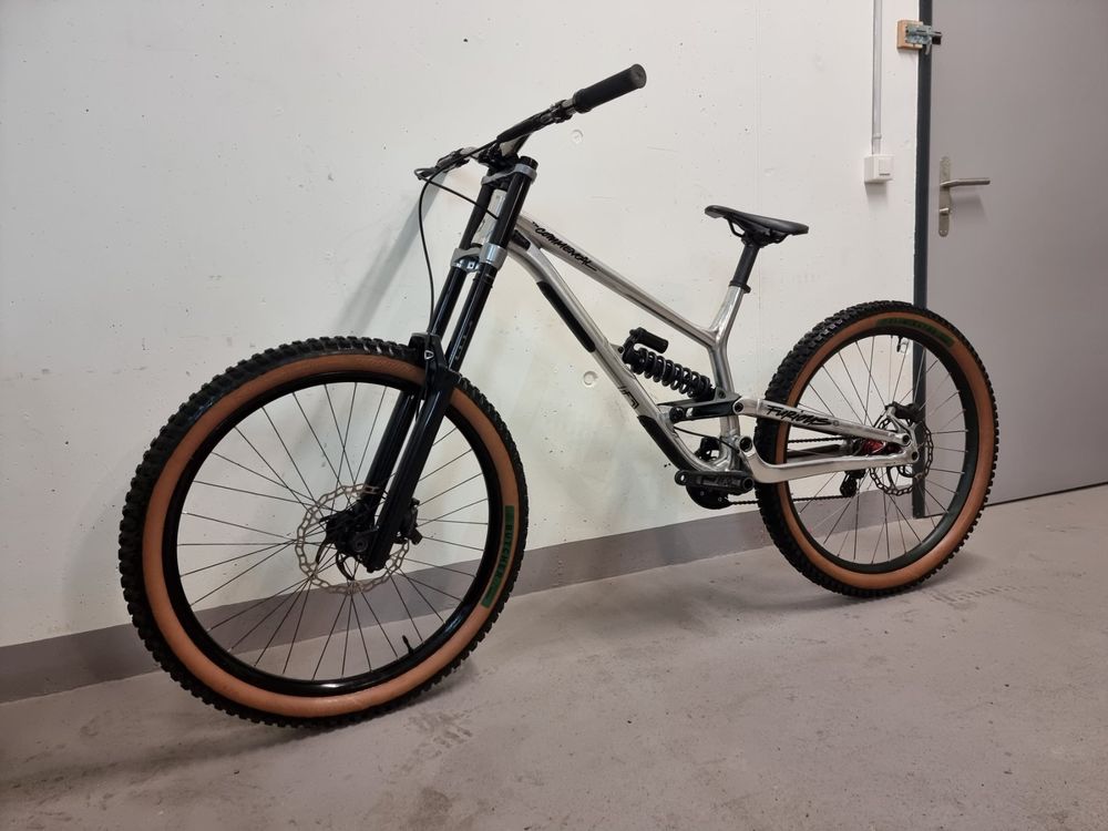 Commencal on sale furious 2021