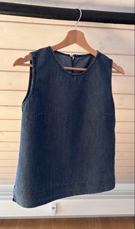 denim sleeveless top, women’s XS