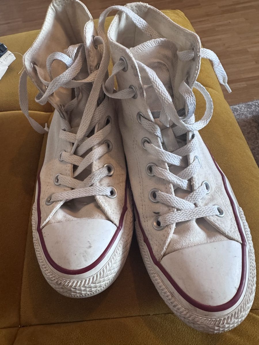 Converse Scarpe da uomo: Converse Chucks All Star weiss Grösse 39 – Usato da Lenzburg venduto da NikolinaM