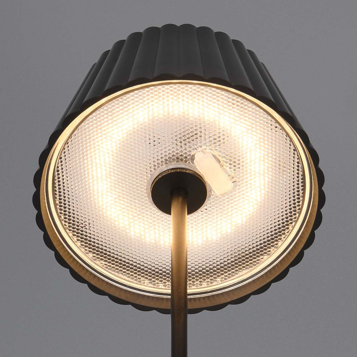 Lampade: LED Aussen Stehleuchte, 123 cm Höhe – Nuovo (secondo la descrizione) da Kreuzlingen venduto da Smart-Light 3