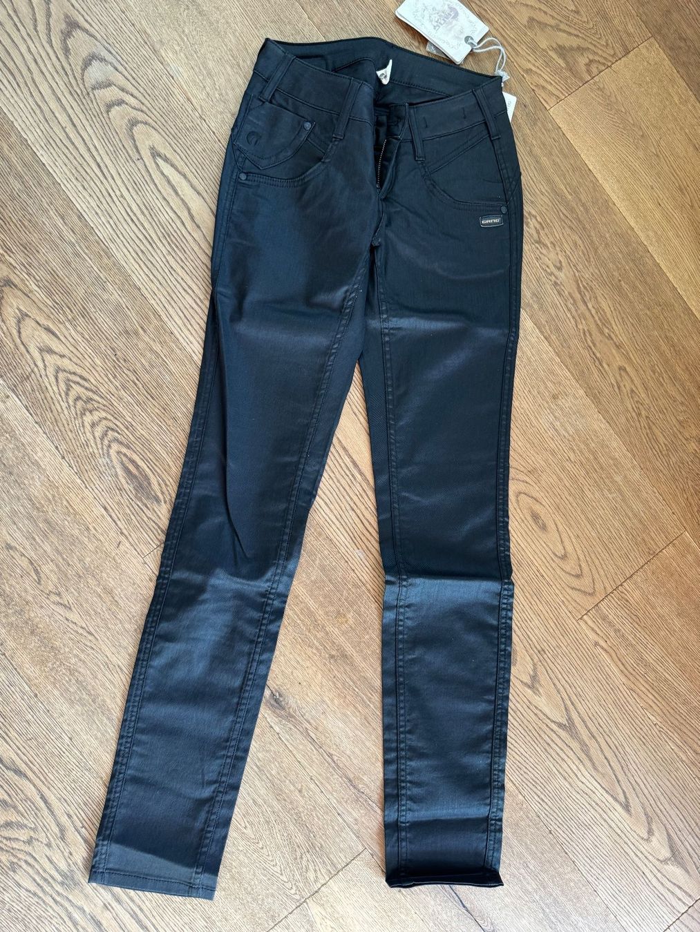 Jeans: Jeans, Gang, ++NEU++, 26 – Nuovo (secondo la descrizione) da Stettfurt venduto da outlet72