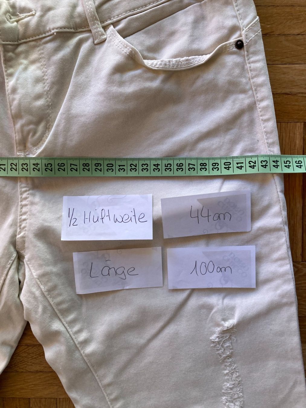 Lots de vêtements: Kleiderpaket – D'occasion à Balsthal par dasesaro 2
