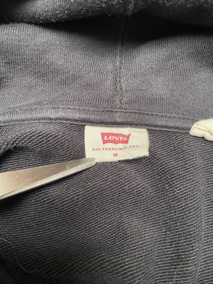 Levi's Maglioni & Felpe: Levi‘s Hoodie – Nuovo (secondo la descrizione) da Brugg AG venduto da e.stella_ 2