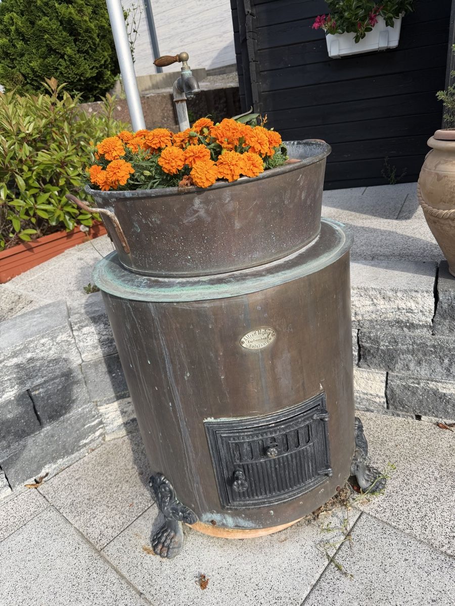 Toutes les décorations: Alter Kupfer Waschhafen – Défectueux à Bellach par Chnudi38 2