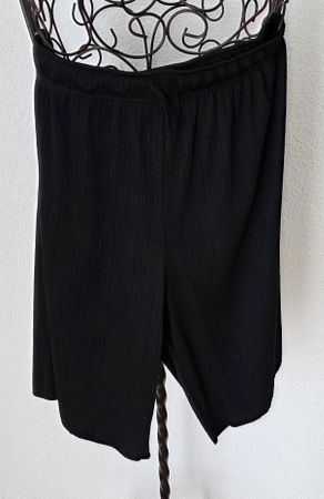 2 stk Damen kurze Hosen,schwarz,Gr.L