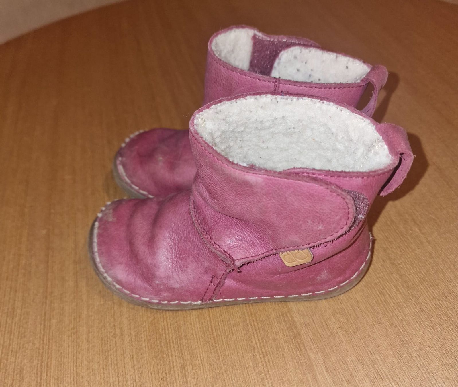 Froddo Scarpe per ragazze: Froddo Warme Leder Winterstiefel Grösse 24 – Usato da Seftigen venduto da G00 2