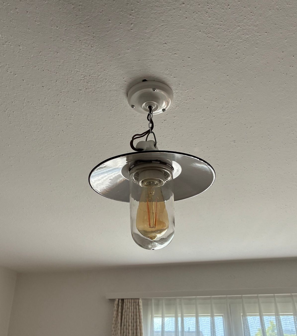 Lampadari & plafoniere: Antike Hänge-Deckenlampe – Usato da Uznach venduto da Kas-Fri