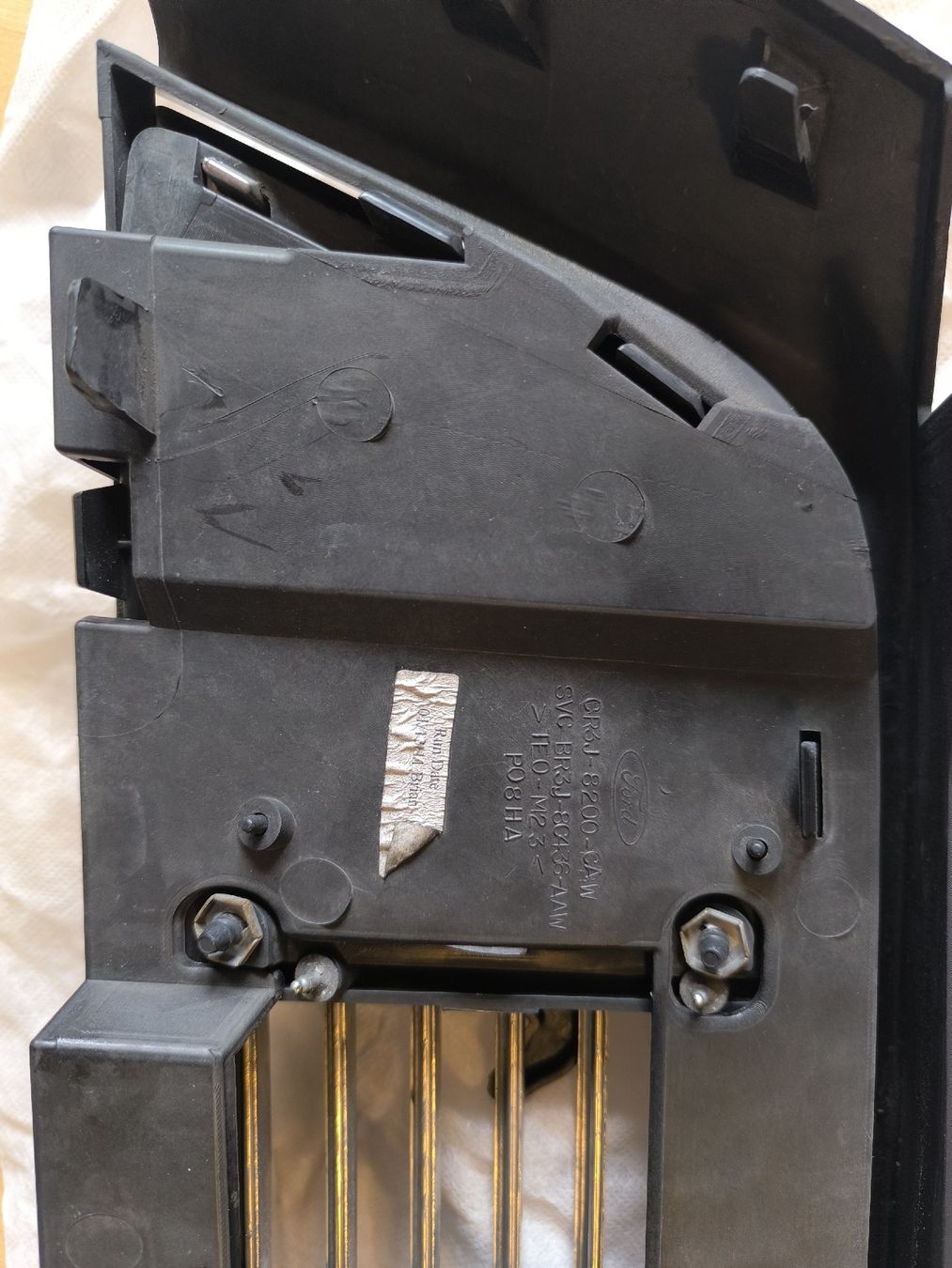 Ford Tutti pezzi di ricambio auto: Original Ford Mustang GT/CS Kühlergrill – Usato da Hergiswil LU venduto da lukas1919 2