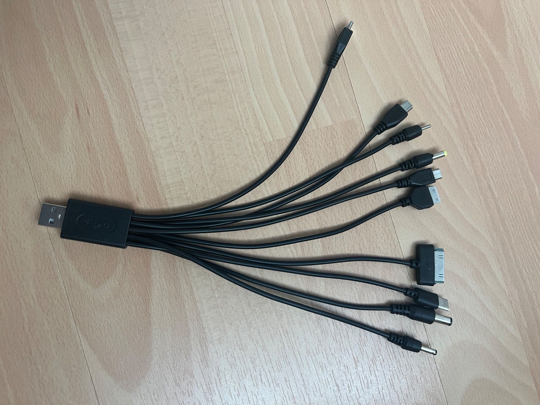 Caricabatterie: 10 in 1 Ladegerät USB Kabel – Usato da frauenfeld venduto da bmw2013 1