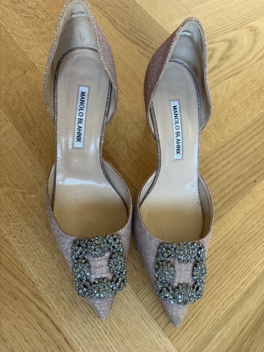 Manolo Blahnik Damenschuhe: Manolo Blahnik Pumps 38.5 – Gebraucht aus Zürich von lmk_99