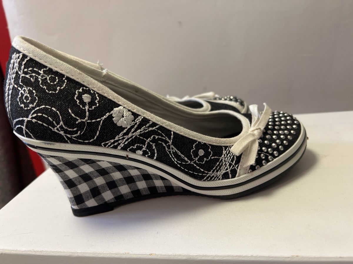 Graceland Chaussures femmes: Coole hohe Schuhe 36  – D'occasion à Oberglatt ZH par ble_75jw 3