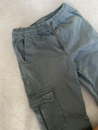 Hose für Jungen, Größe 152. Top!