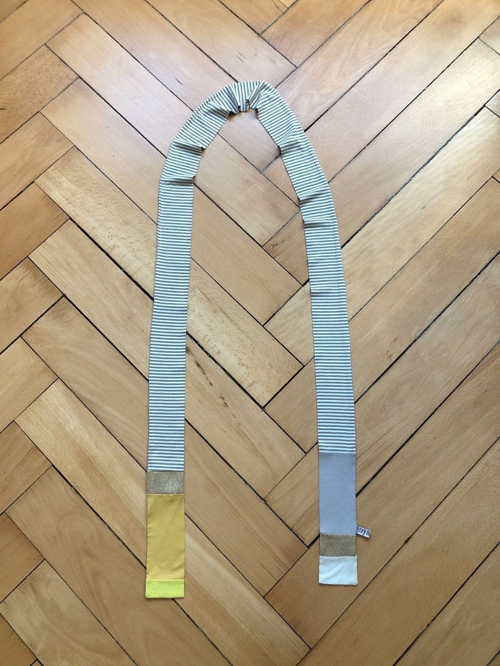 Foulard & Sciarpe: Schmucktuch – Usato da Zürich venduto da MakasoZH 4