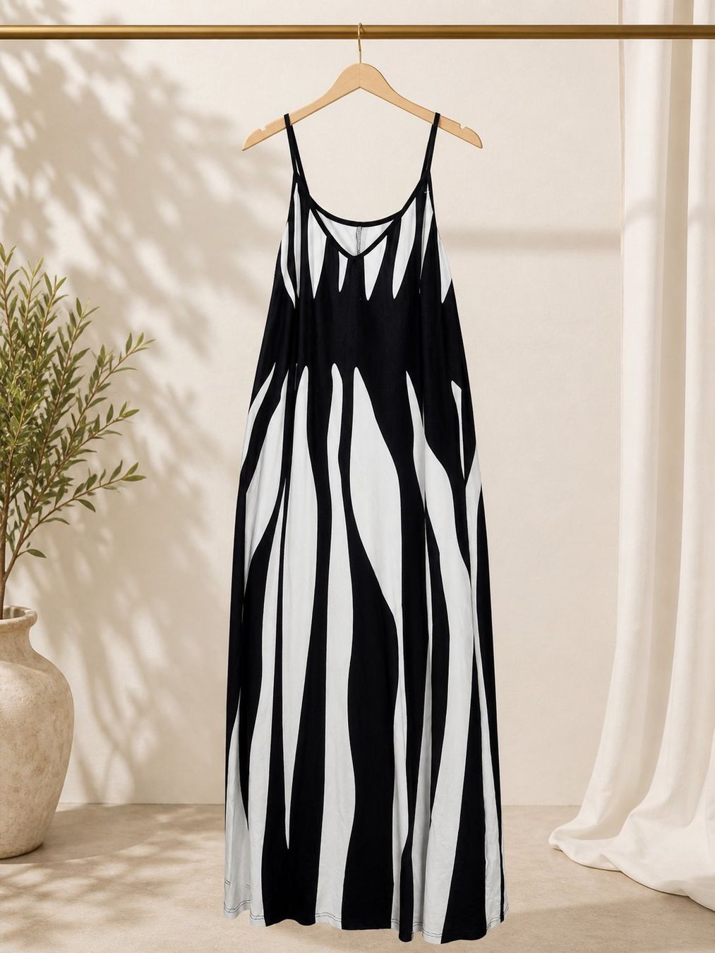 Shein Vestiti: Abito lungo bianco e nero – Usato da Lugano venduto da mic_zcm7 1