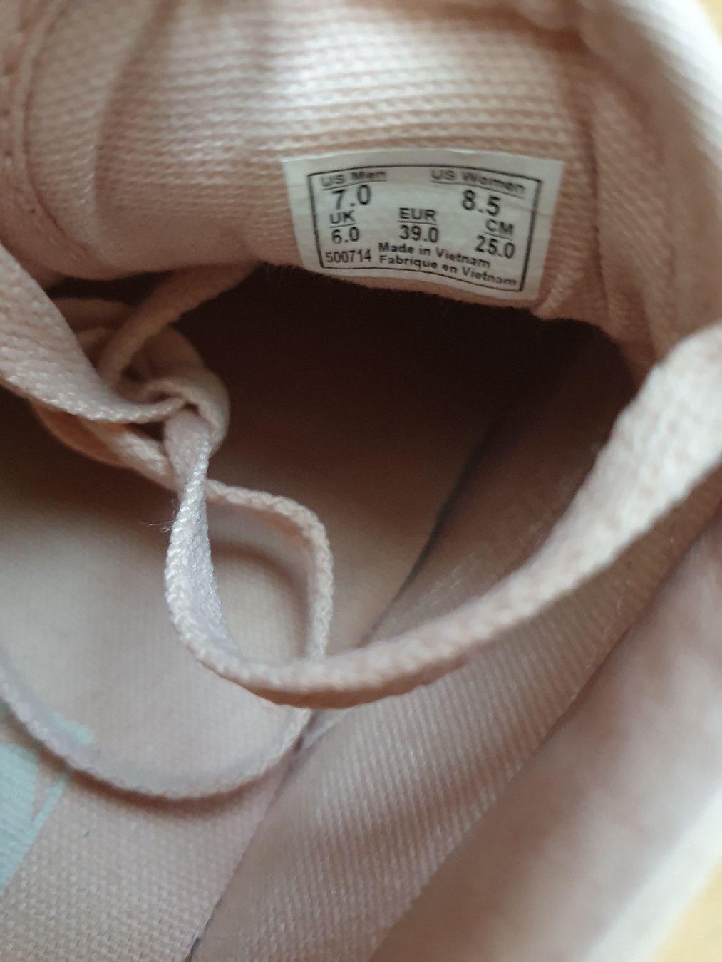 Vans Damenschuhe: Rosa Vans Oldschool Grösse 39 – Neu (gemäss Beschreibung) aus Wettingen von __Dom__ 5