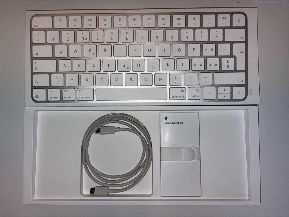 Apple Claviers: Magic Keyboard Apple für Ipad – D'occasion à Zürich par Samedkuc 2