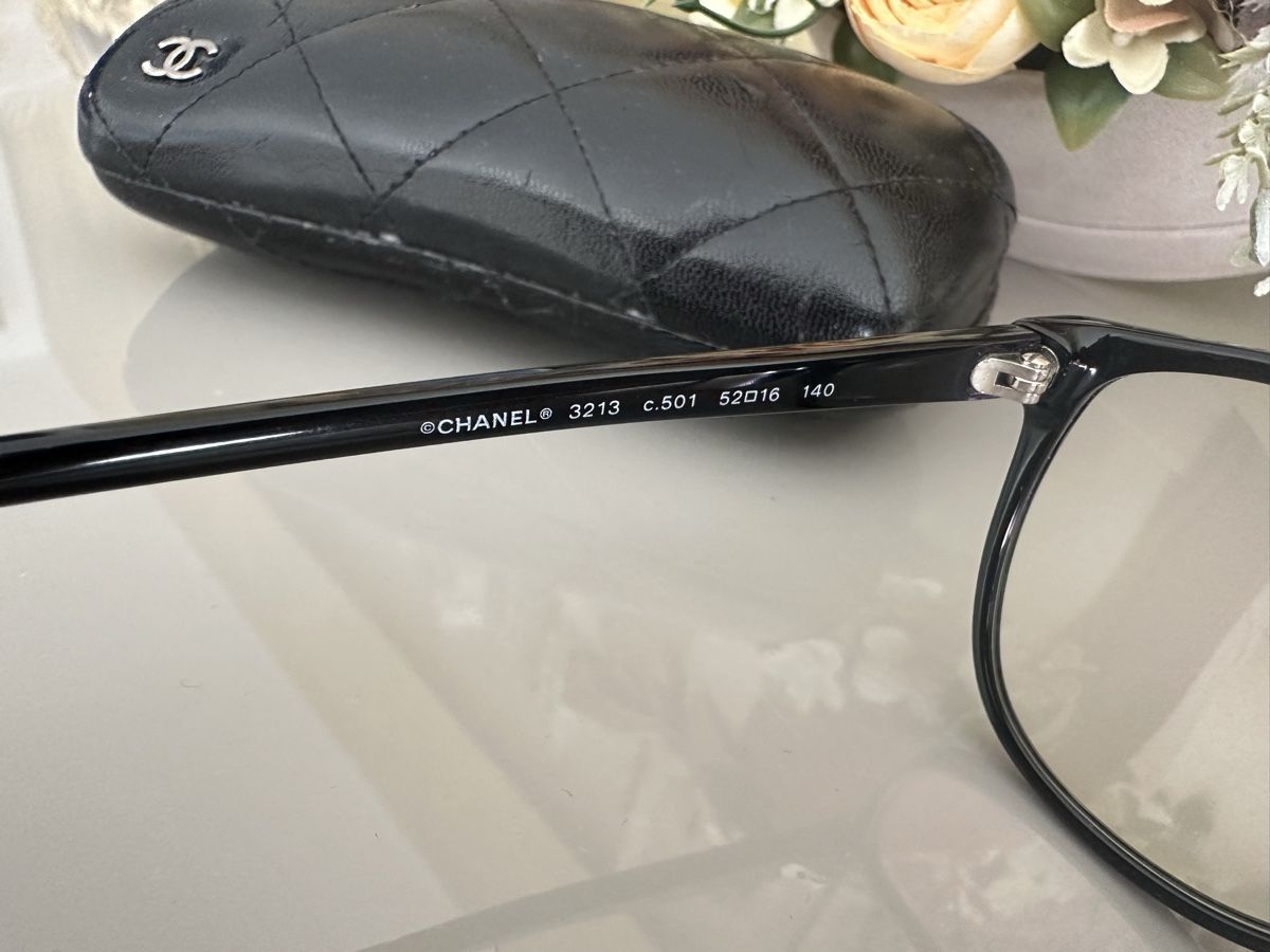 Chanel Occhiali & Lenti: Chanel Brille mit Korrektur – Usato da Frümsen venduto da Swissline90 5