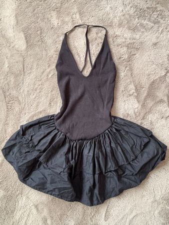 Damen Kleid mit Rüschen Grösse S 