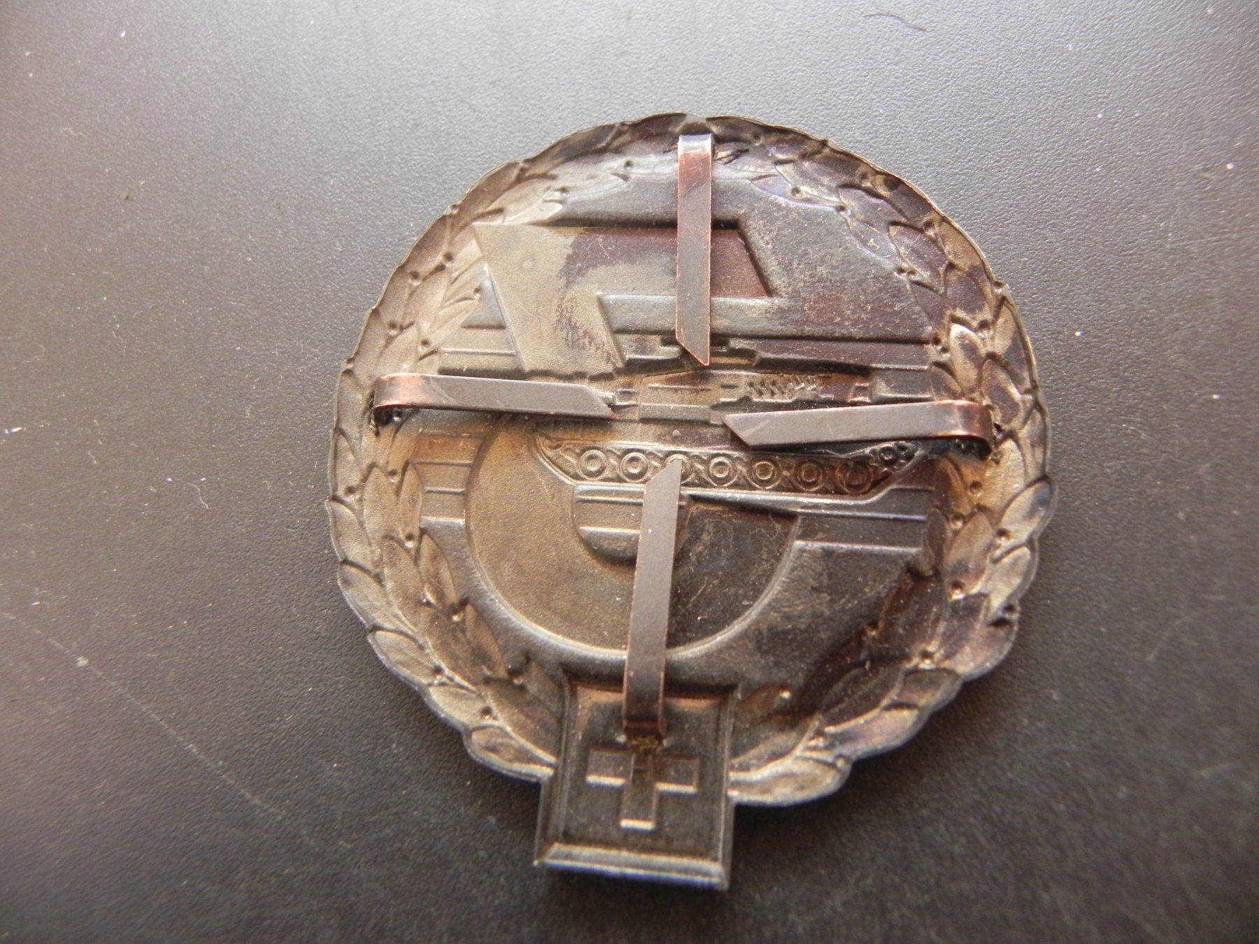 Spille & Fermagli: Beret Emblem Schweizer Armee Crede et Aude 2 – Usato da Biel/Bienne venduto da Gogolozi 1