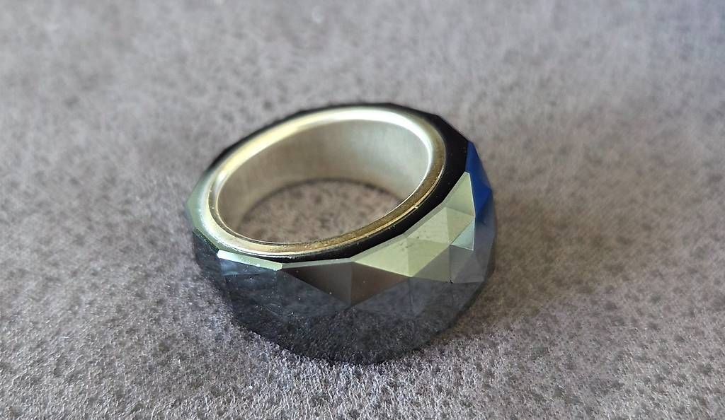 Anelli: Swarovski anello Nirvana  – Usato da Pazzallo venduto da spl_z8qh 1