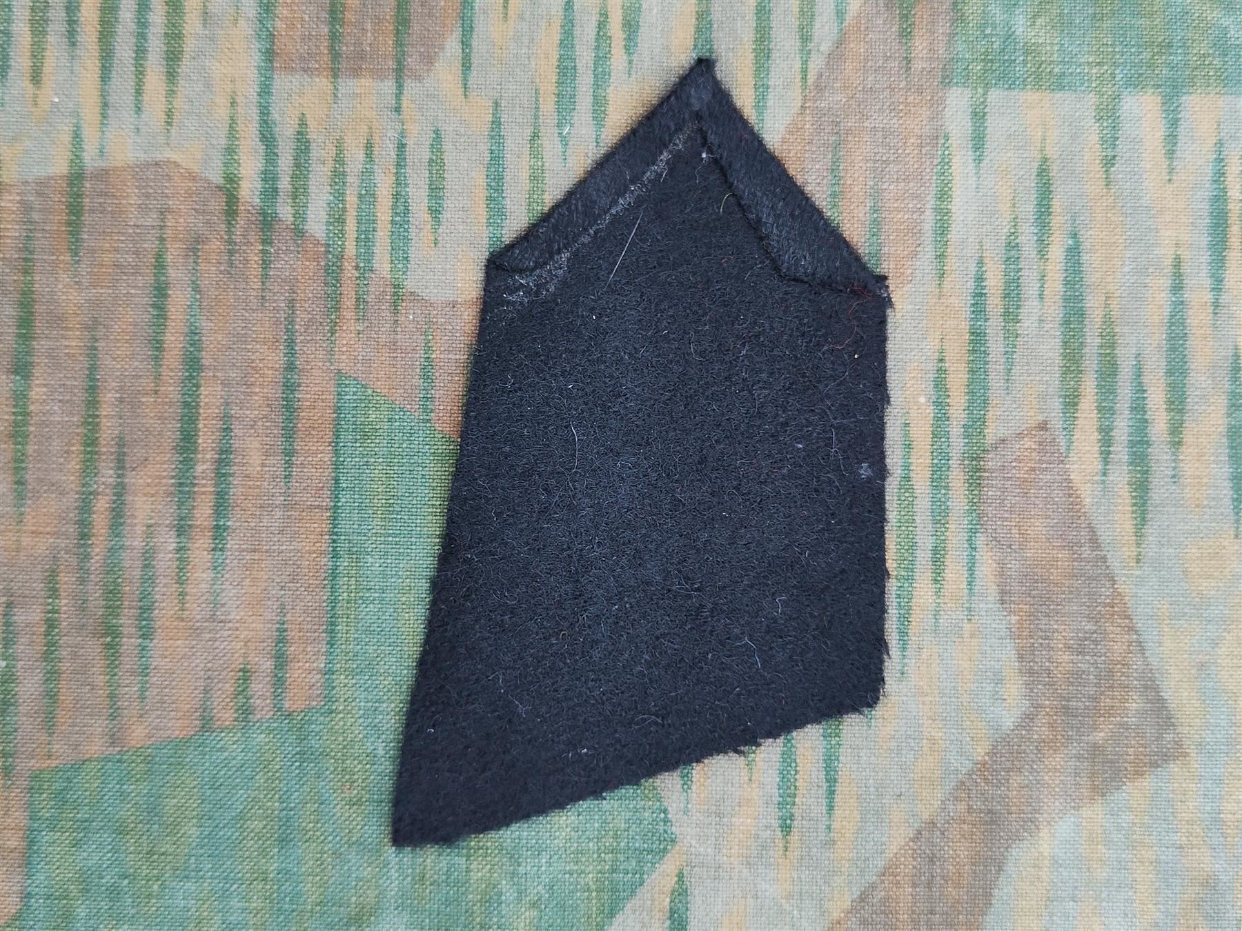Placchette & Badge: Kragenpatte Ord. 1940 Brieftaubendienst – Nuovo (secondo la descrizione) da Bauma venduto da SwissMilitaria 1