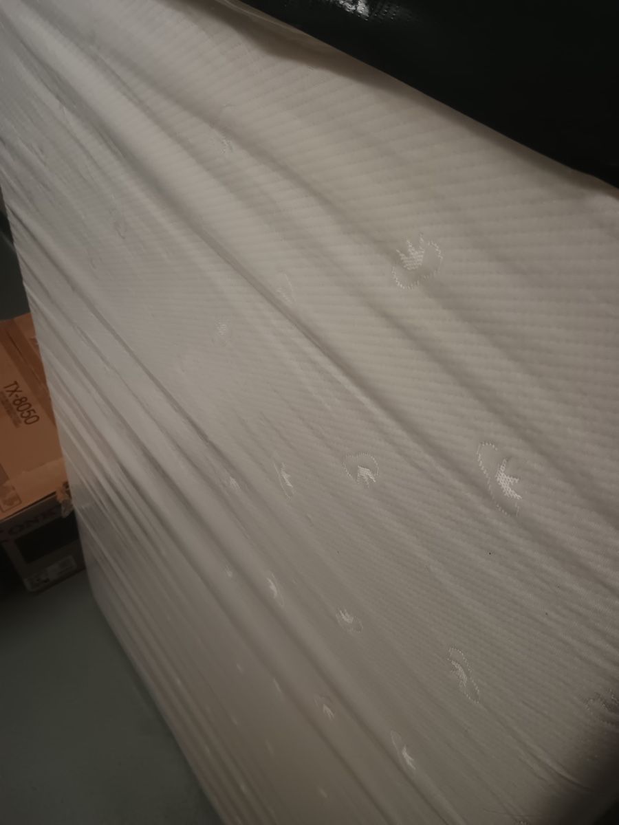 Matratzen: GRATIS - Komfortschaummatratze LIO 90 x 200 cm – Neu (gemäss Beschreibung) aus Neuhausen am Rheinfall von LTomk