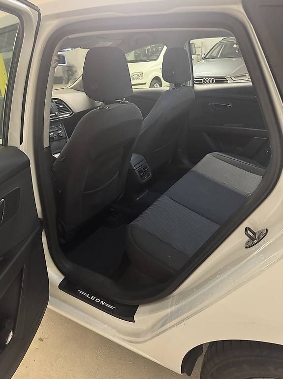 Seat Autos: Seat Leon 1.4 TSI – Gebraucht aus Rafz von e.lj. 3
