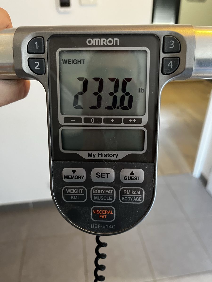 Omron Matériel de laboratoire: Omron HBF-514C Body Composition Scale good condition – D'occasion à Le Grand-Saconnex par maf_qs9x 2