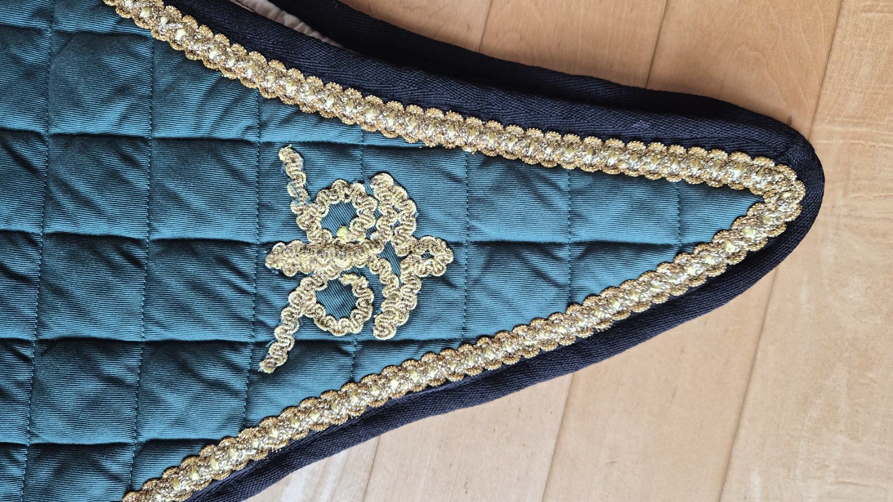 Selle & Accessori: Unikat Barock Schabracke – Usato da Höfen b. Thun venduto da Sandras776 2