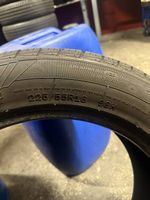225/55R18