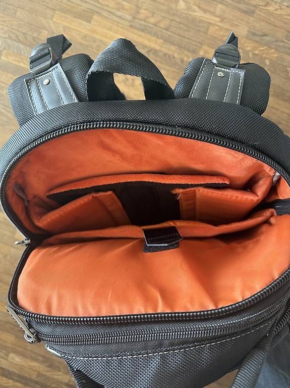 Zaini: Rucksack mit Laptopfach – Usato da Luzern venduto da 4stoecklis 1