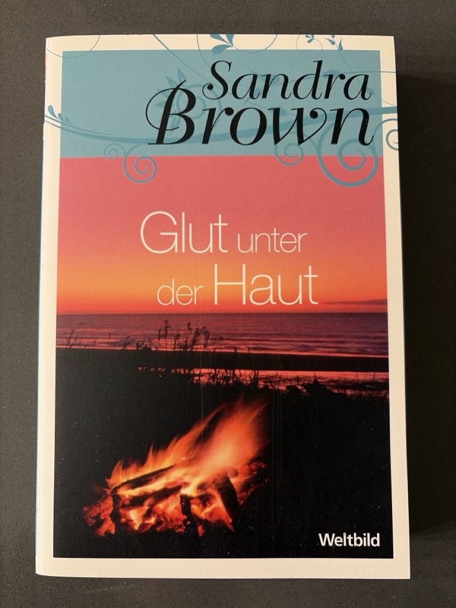 Libri: Sandra Brown - Glut unter der Haut – Nuovo (secondo la descrizione) da Winterthur venduto da may_7vq8