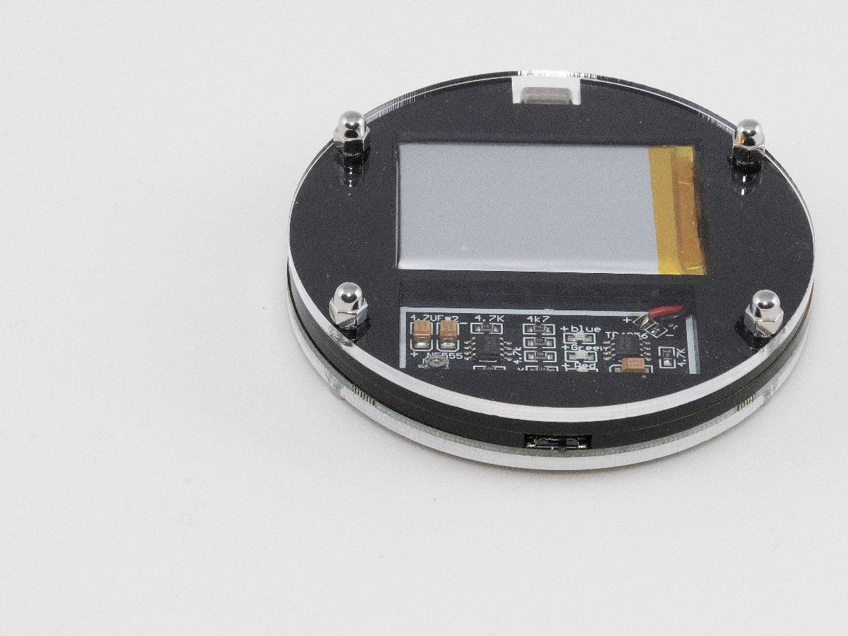 Attrezzature mediche: Schumann Frequenzgenerator - Sonderpreis – Usato da Zürich venduto da masterium 1