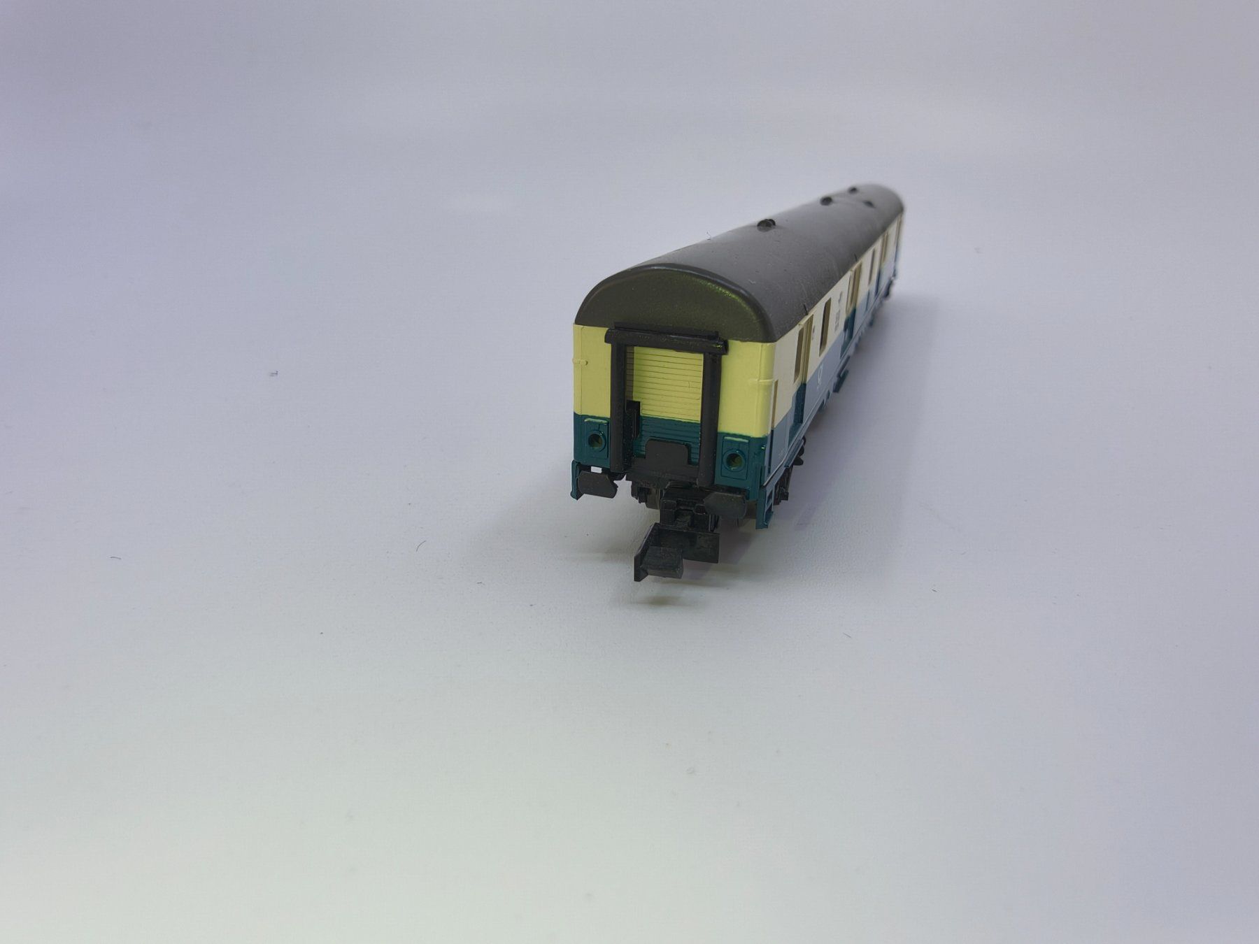 Arnold Modellini di ferrovie: Arnold DB-Gepäckwagen Spur N – Usato da Wangs venduto da mobacom 2