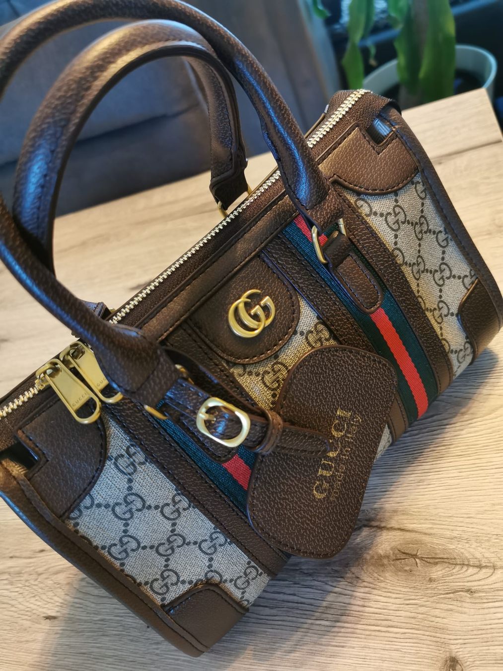 Borse da donna: Trendige Damenhandtasche – Nuovo (secondo la descrizione) da Nürensdorf venduto da thaswan 1