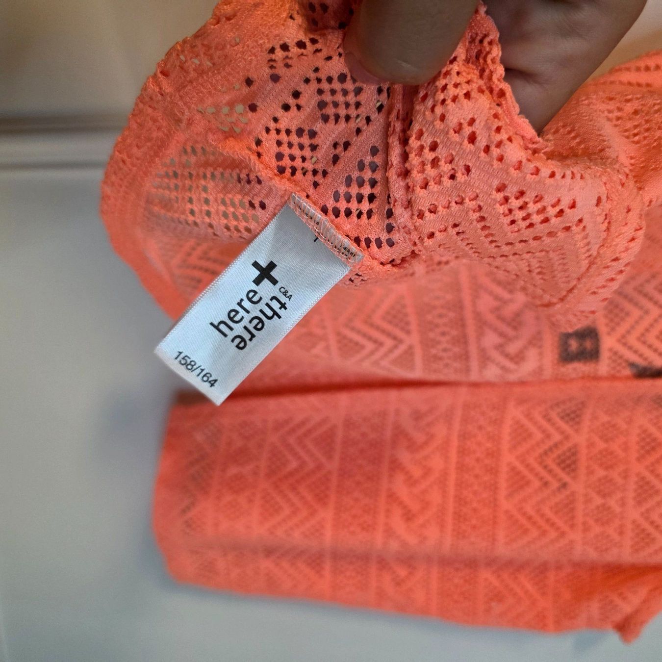 C&A Top: C&A Neon Top transparent offen S – Usato da Wald ZH venduto da CapLux 4