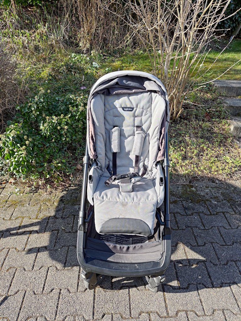 Inglesina Carrozzine: Inglesina Aptica XT Kinderwagen 3in1 – Usato da Rüti ZH venduto da Thoemsn