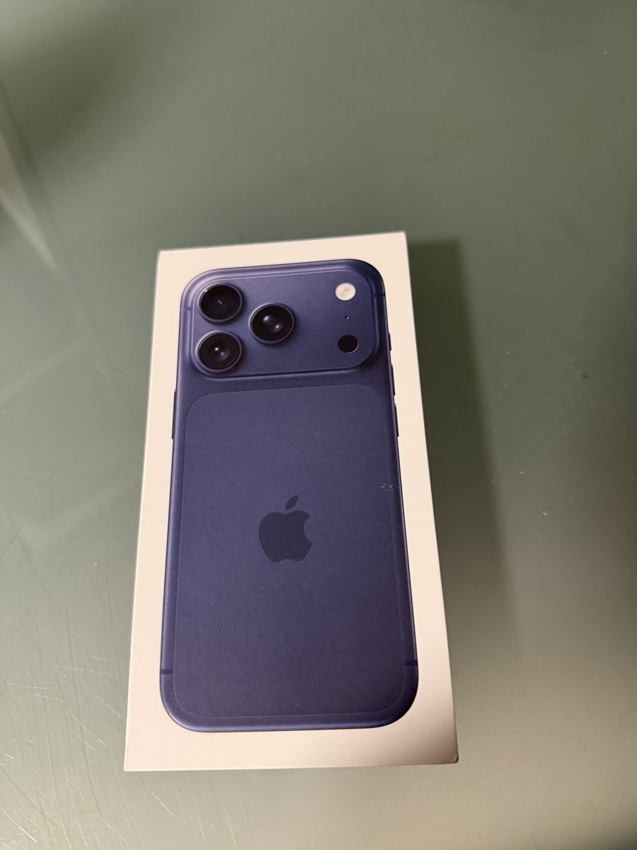 Apple Telefoni cellulari / Smartphones: Iphone 17 pro – Nuovo (secondo la descrizione) da Mellingen venduto da samu_c10 1