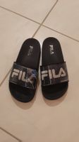 K..138 R B) Fila Badeschuhe / Pool Slides Gr. 36