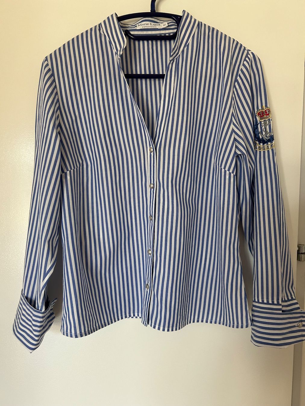 Blusen: Gestreiftes Hemd/Bluse Marie Lund 38/40 – Gebraucht aus Rorschach von LuciaTramp