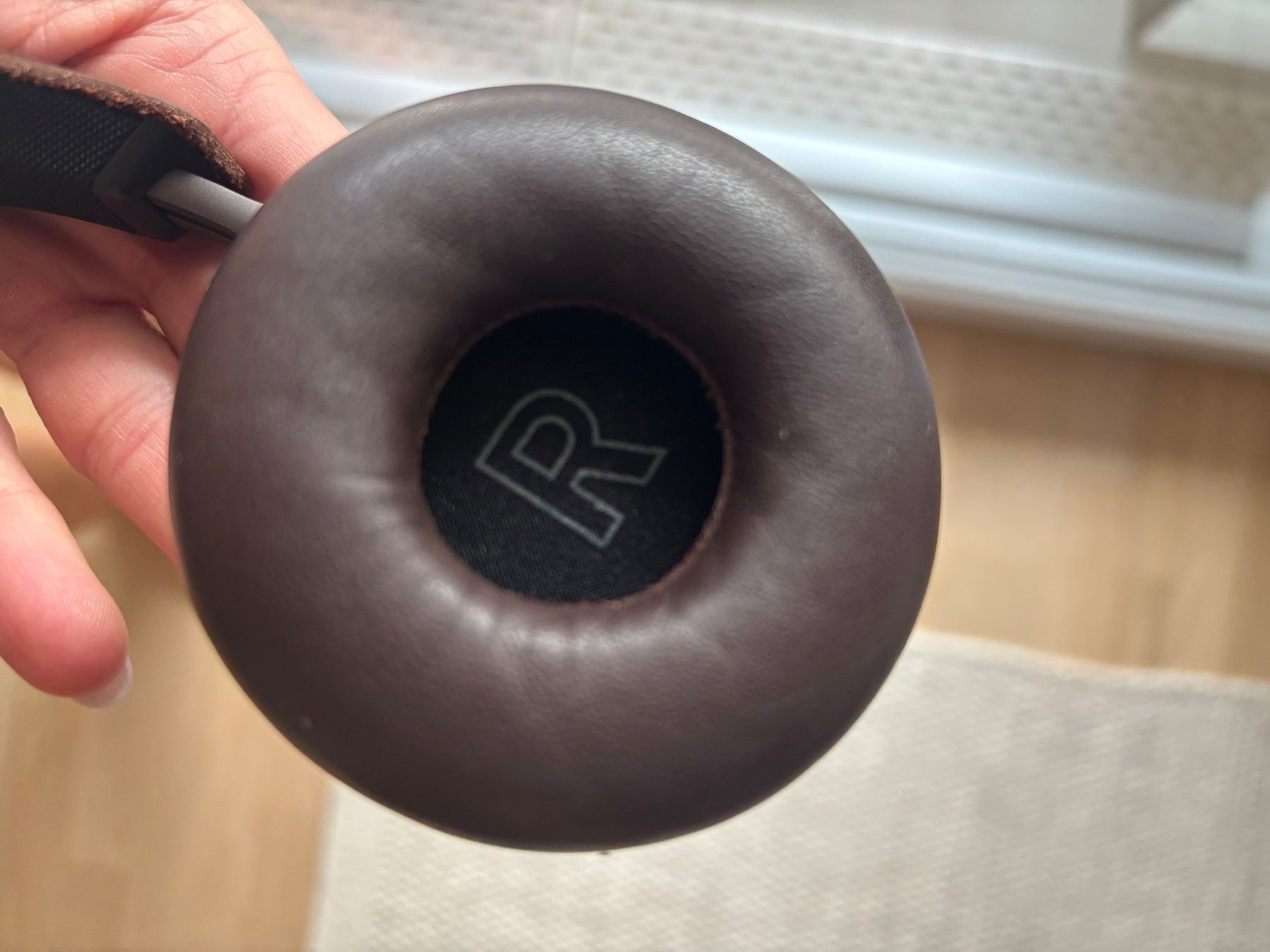 Bang & Olufsen Cuffie: Bang & Olufsen Beoplay H8 Bluetooth ANC Kopfhörer – Usato da Geroldswil venduto da ele_7hkp 4