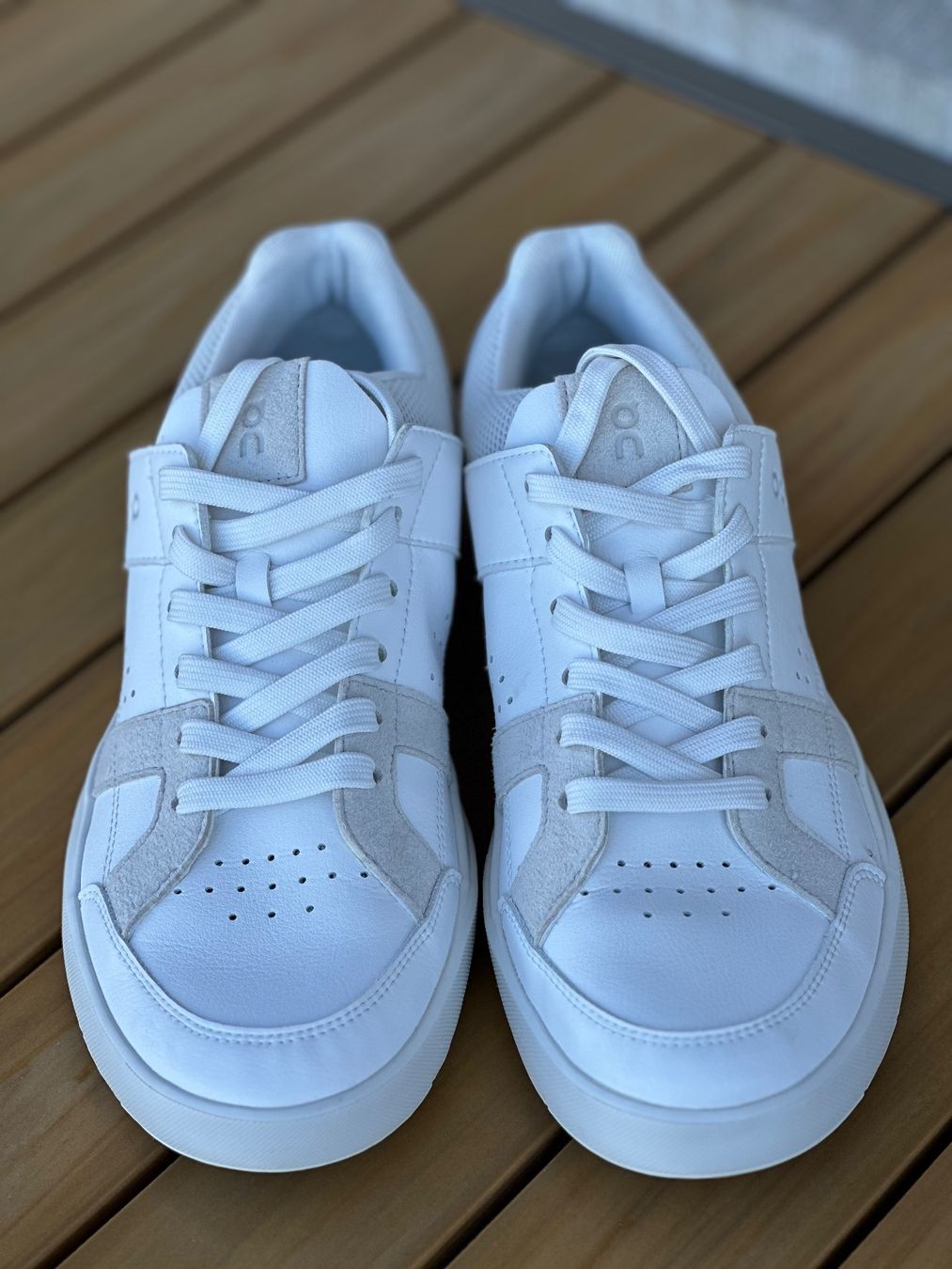 Scarpe da uomo: On Running The Roger Clubhouse mit CloudTec System – Nuovo (secondo la descrizione) da Olten venduto da iul_85lm 1