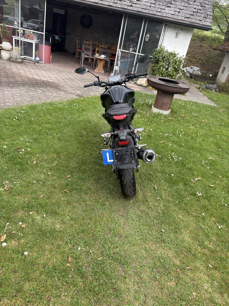 Yamaha Strada: Yahama MT125-A – Usato da Ueberstorf venduto da PMMaser 1