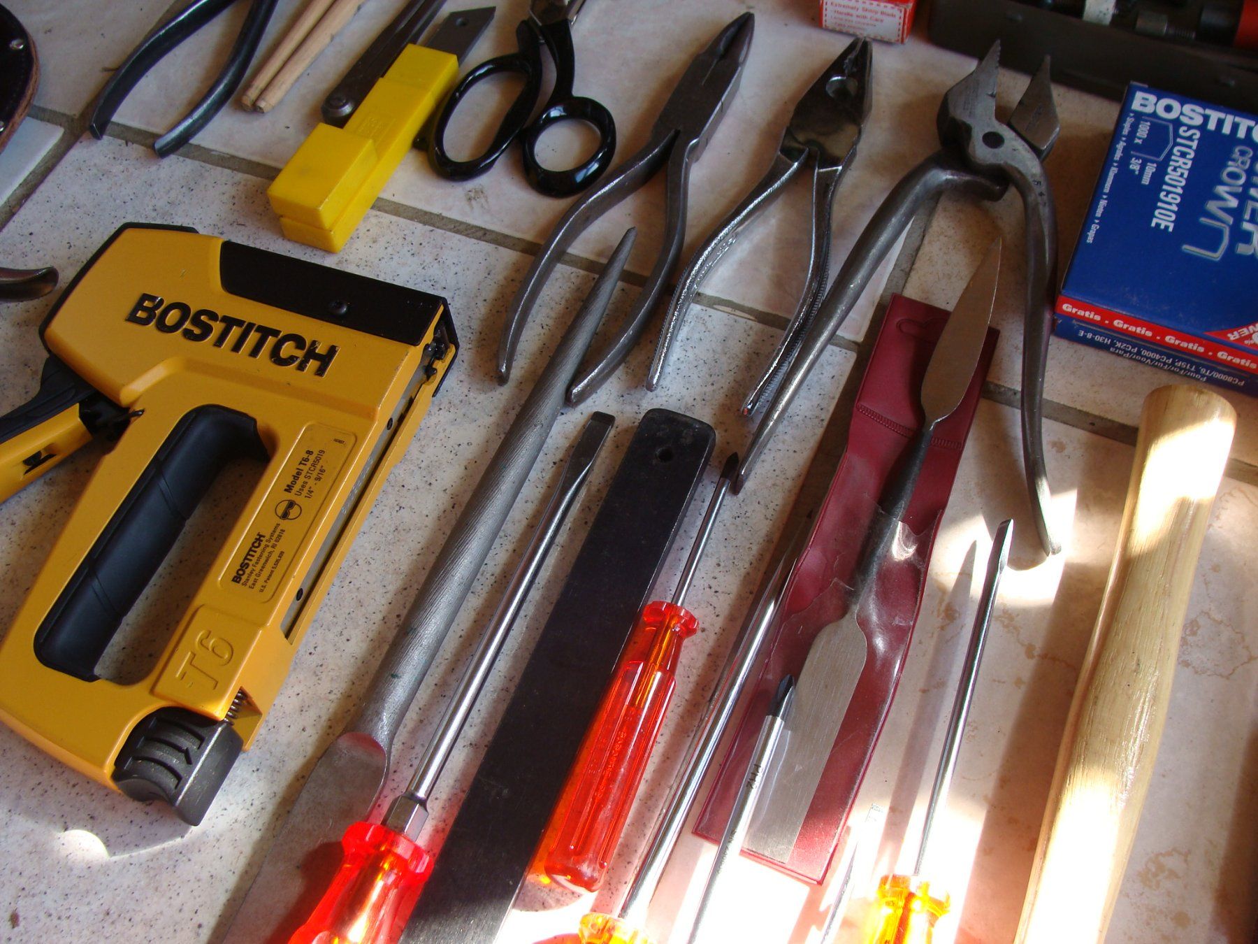 Schweizer Armee Armi bianche: Pour celliers militaires, caisse complette. – Usato da Cuarny venduto da hen_g7hn 5