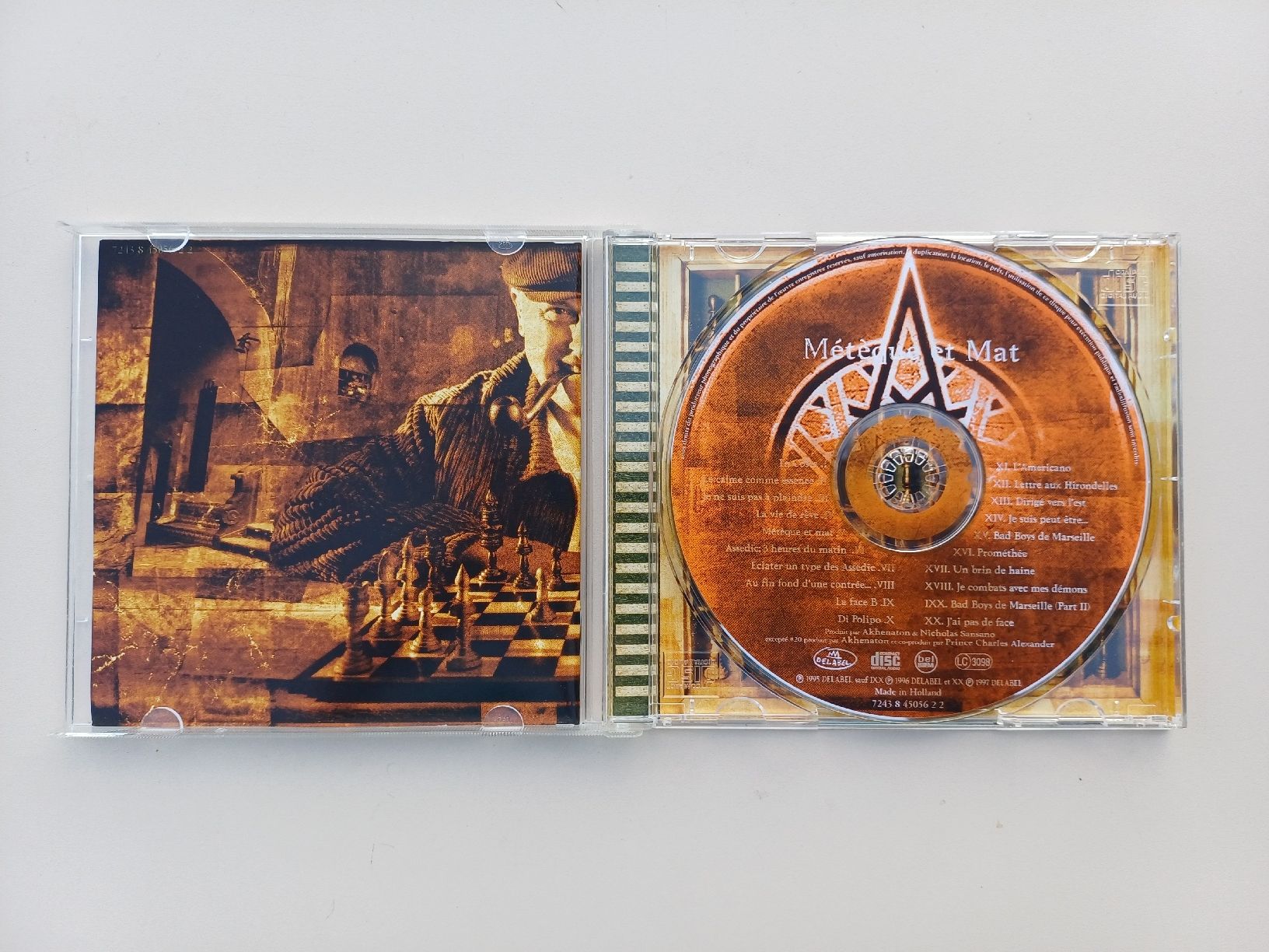 CDs: Akhenaton "Métèque et Mat" CD – Neuf (Voir description) à Begnins par Drastic-Sound 2