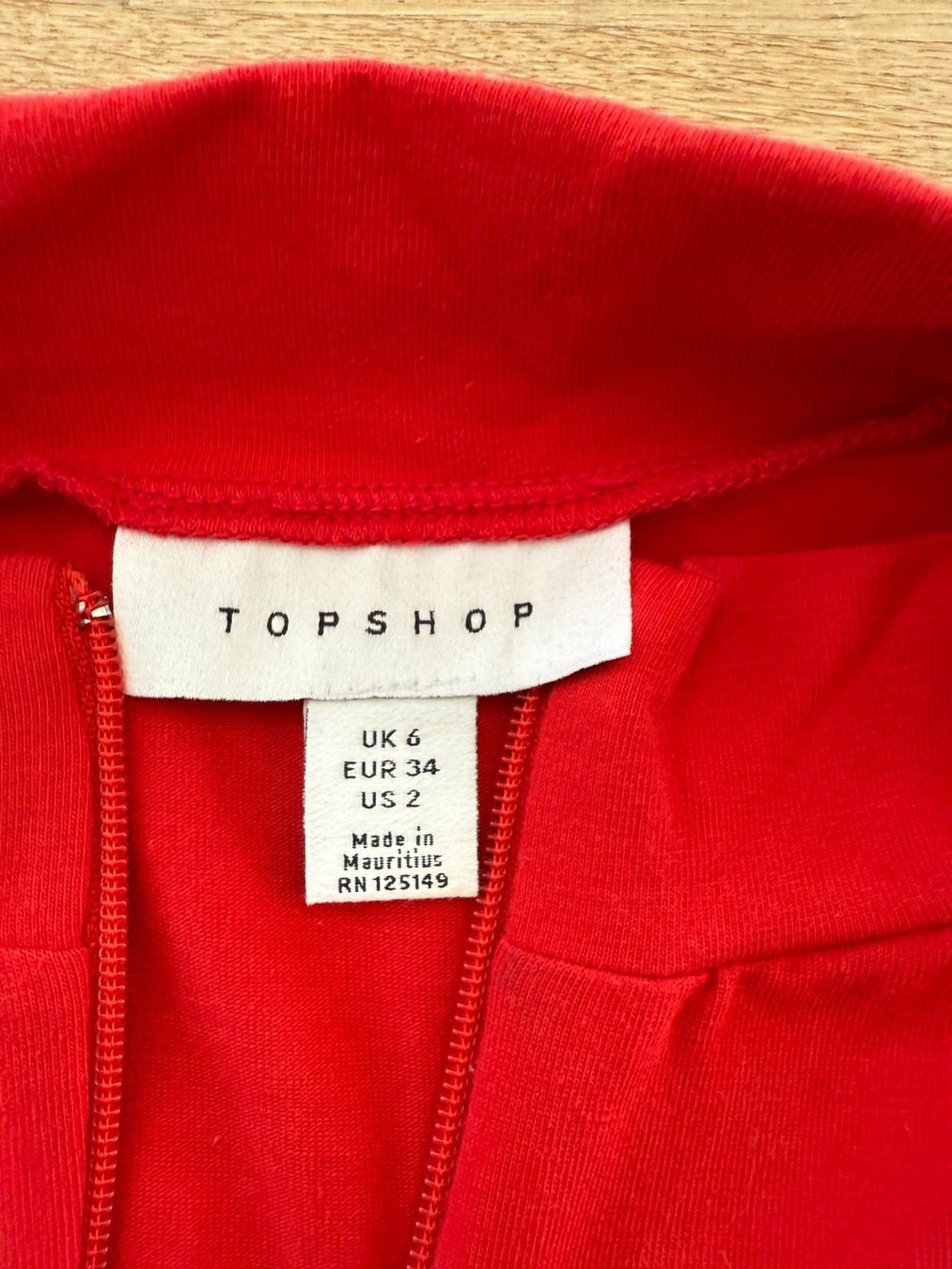 Topshop Top: Spende MSF - Topshop - Crop Top - Gr. 34 – Usato da Fällanden venduto da La_Natie 1
