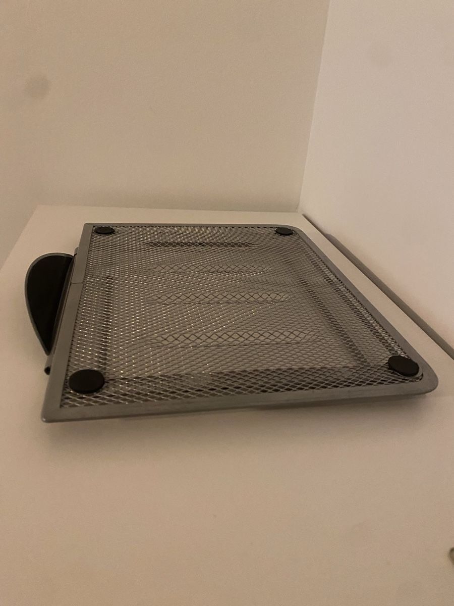 Racks & Cavalletti: Laptop stand – Usato da Thalwil venduto da zhe_69pd 3