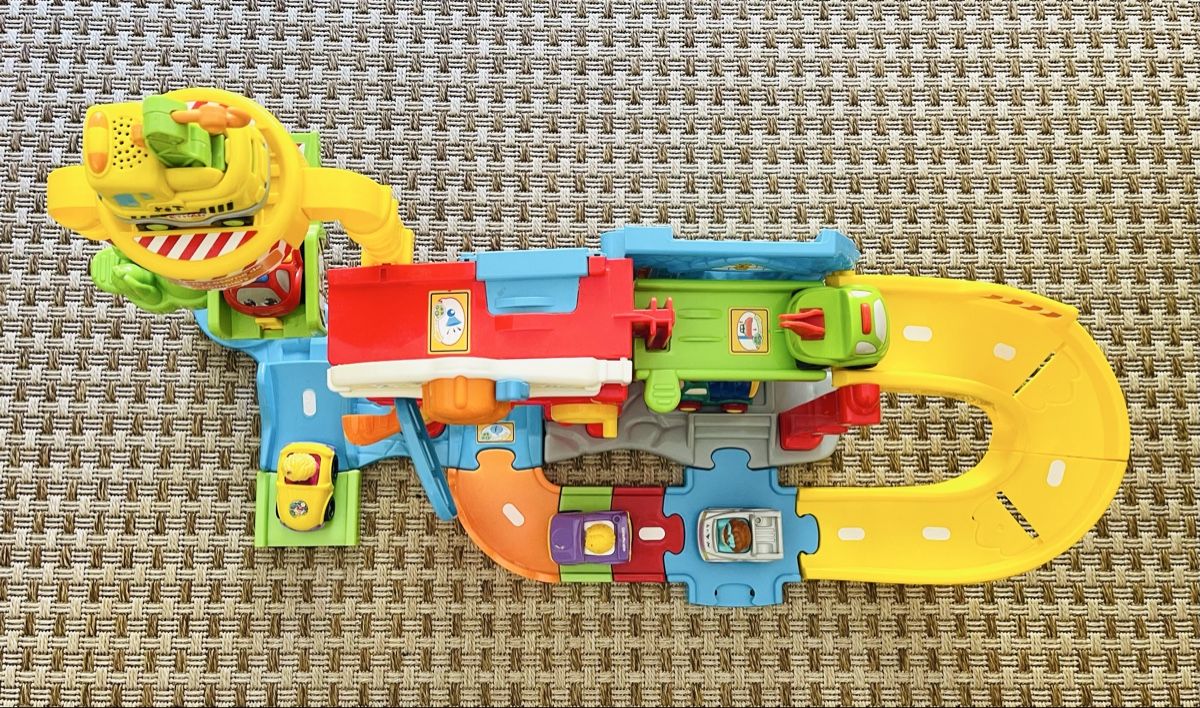 Vtech Giocattoli: Maxi Casernes de pompiers – Usato da Sion venduto da FashionStore3 1