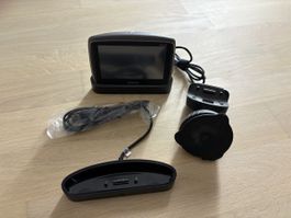 TomTom Navi (2 x Dockingstation / Saugnapf)