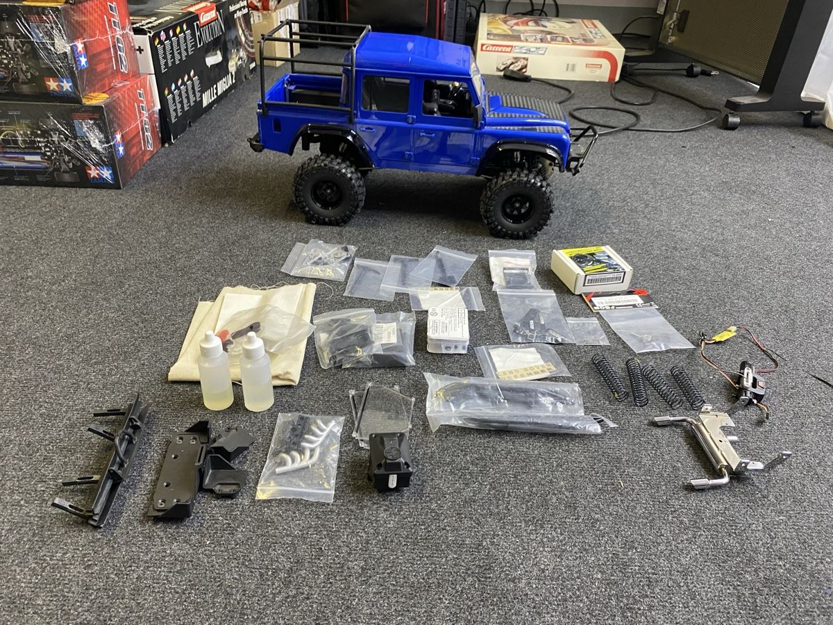 Axial Modellismo RC: Axial Scx 10.3 John Wick Defender – Nuovo (secondo la descrizione) da Holziken venduto da oversteering 7